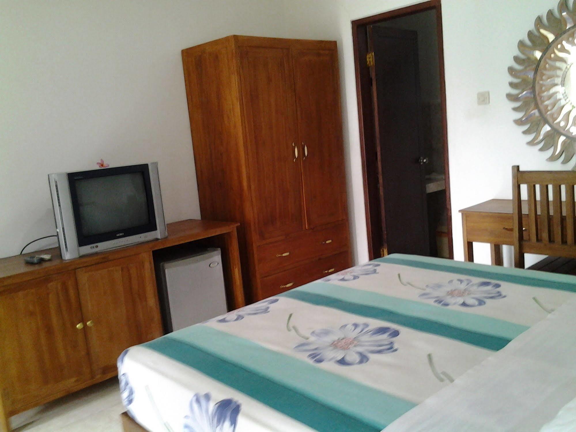 Bali Sunset Hotel 네가라 외부 사진