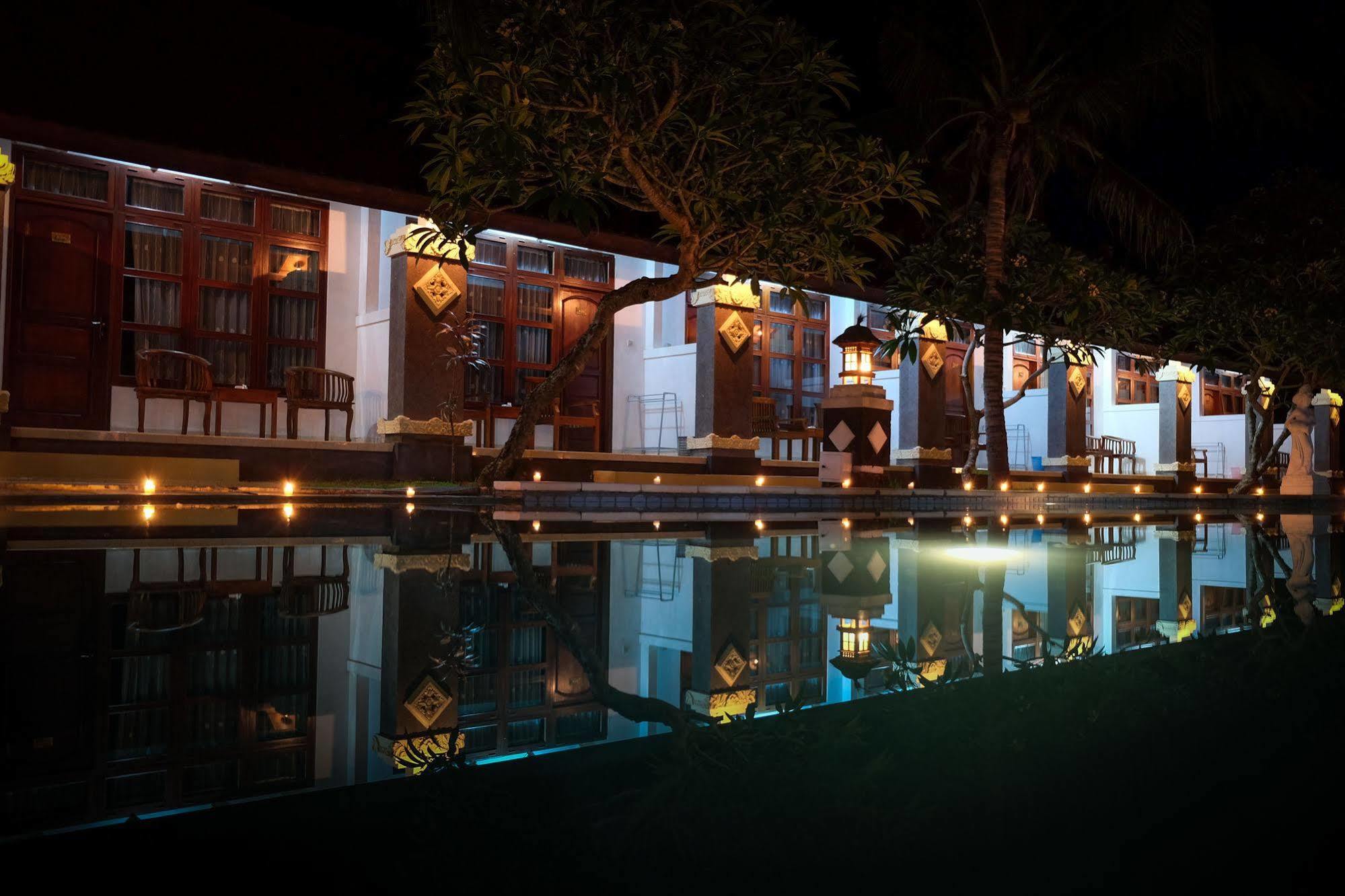 Bali Sunset Hotel 네가라 외부 사진